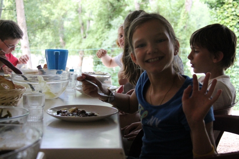 Village Camps International Summer Camp Ard&egrave;che, France 2019-07-26 https://www.villagecamps.com/journals_admin/images/631-22-02-07-2013.jpg  lossless (113).jpg